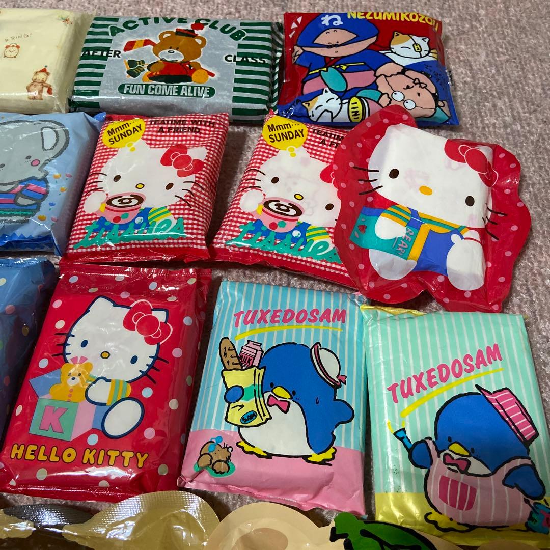 サンリオ♡レトロ ポケットティッシュ 24点セット - メルカリ