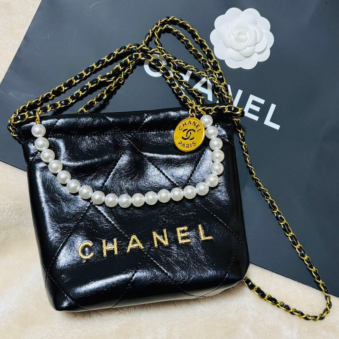 CHANELノベルティチェーンショルダー2wayバッグエナメル加工 - メルカリ