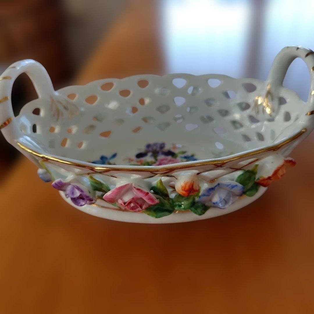 ヨーロピアンラブ花柄陶磁器バスケット - メルカリ