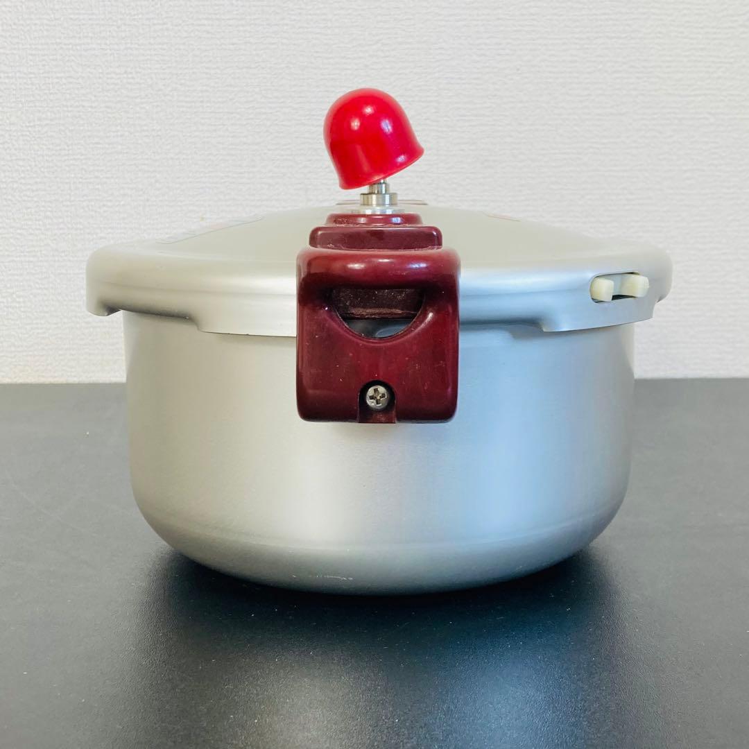 RIKEN 理研 こなべちゃん 圧力鍋 RM-1 2.5L 軽量コンパクト - メルカリ