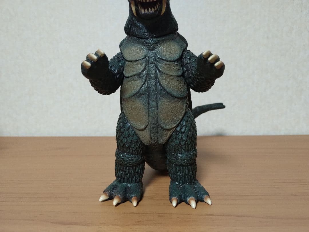 ゴメス ガラモン ペギラ 総天然色 プレミアムバンダイ 怪獣ソフビ