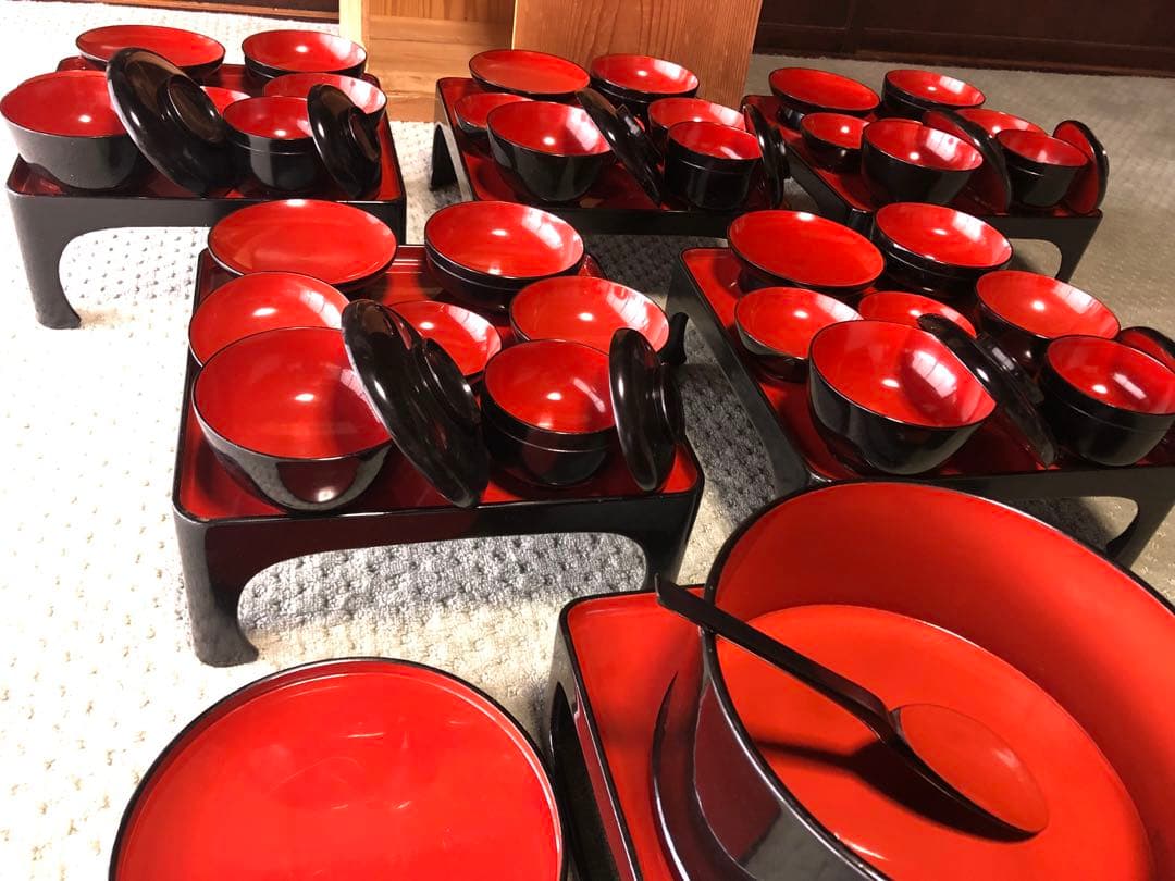 お膳 お椀 5膳 おひつ しゃもじ お盆 セット 木製収納箱付き 骨董品
