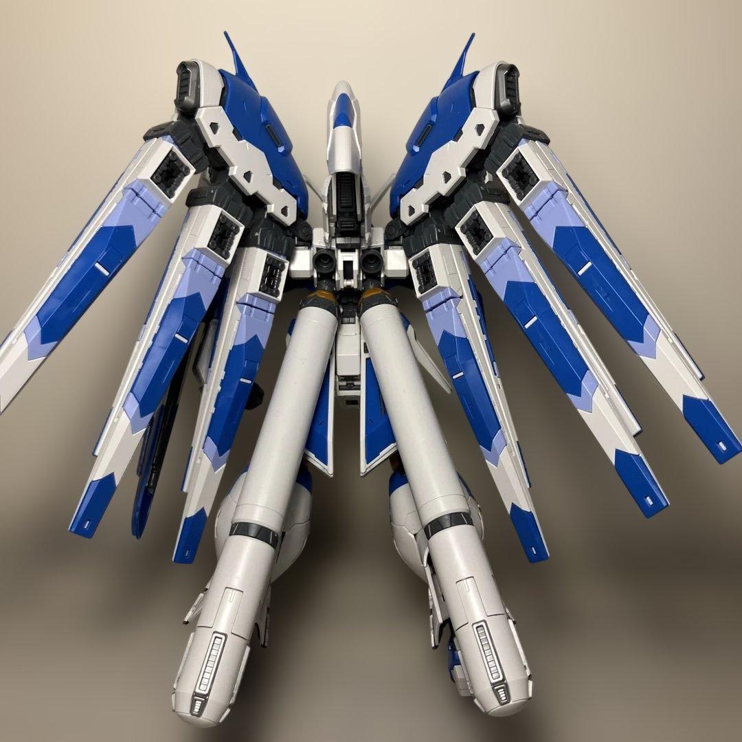 RG Hi-νガンダム 完成品 RX-93-ν2 ハイニューガンダム 1/144 - メルカリ