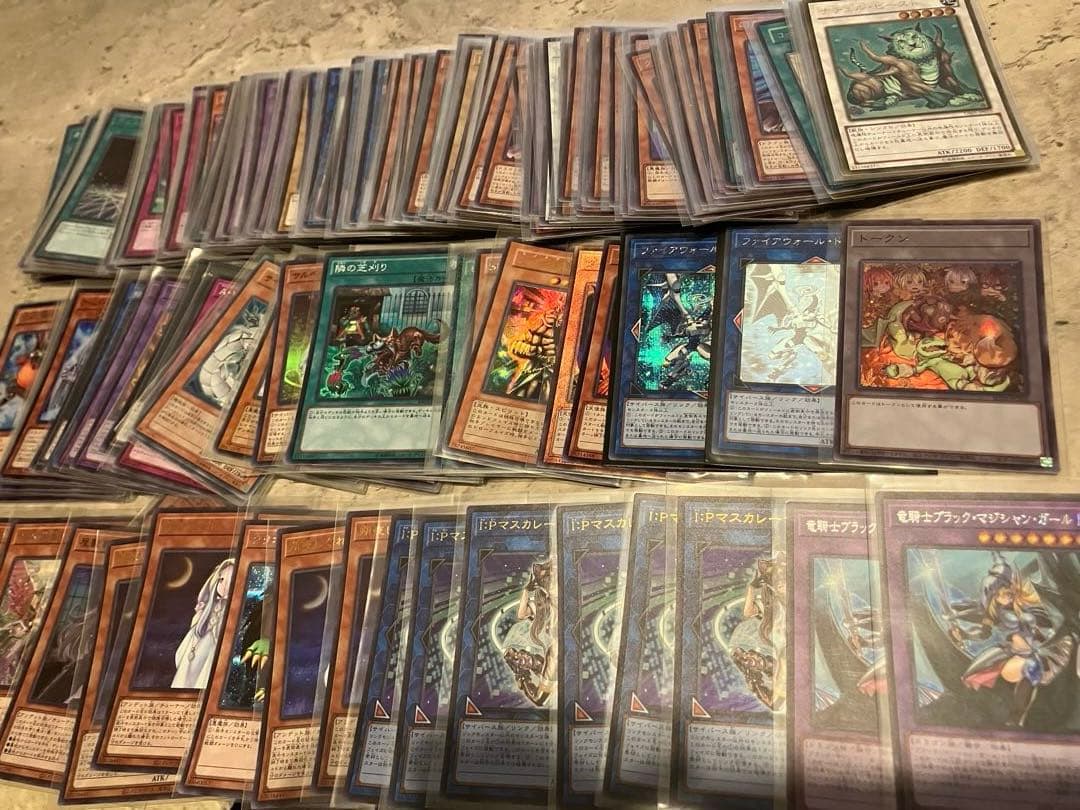 遊戯王カード まとめ売り 引退品 初期カードから未開封ボックスまで