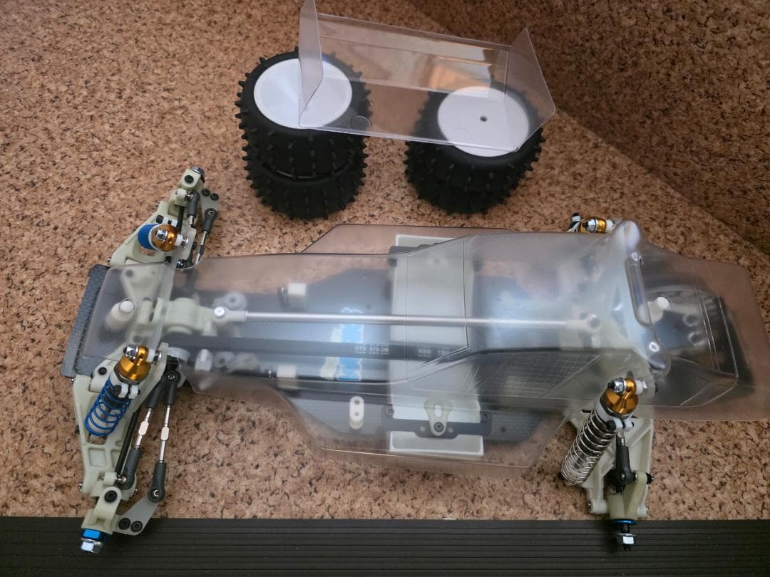 アソシ　RC10 4wd 組み立て済み未走行 アソシエイテッド】AS6046 RC10 4WD Team Car Kit | GAGA