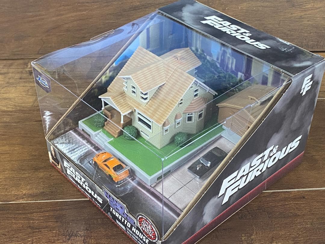 新品・未使用】ワイルドスピード ドムの家 ジオラマ フィギュア ダイ