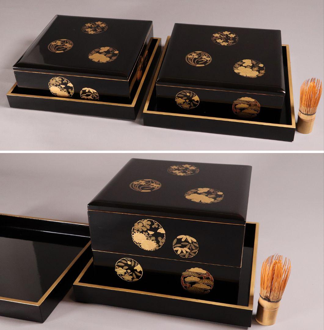 漆芸 木製漆器 丸に草花図 金蒔絵 二段重 重台 黒塗 朱塗 重箱【MA171