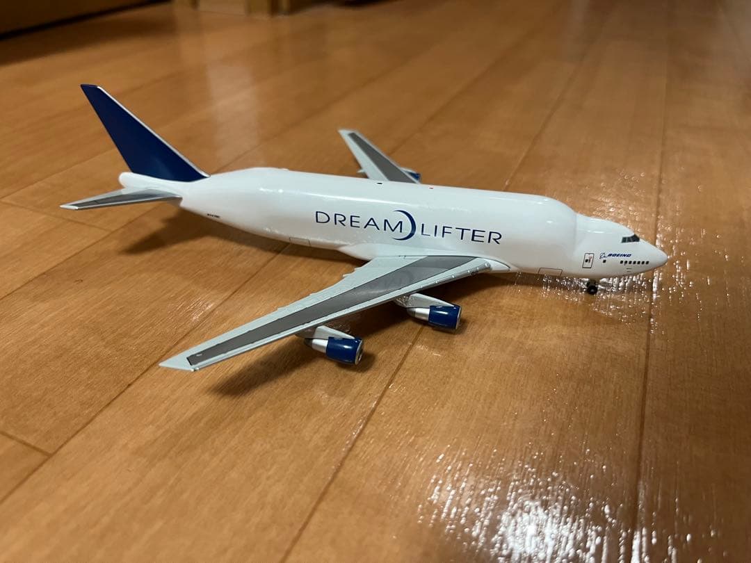 hogan B747-400 LCF ドリームリフター 1/400 N747BC - メルカリ