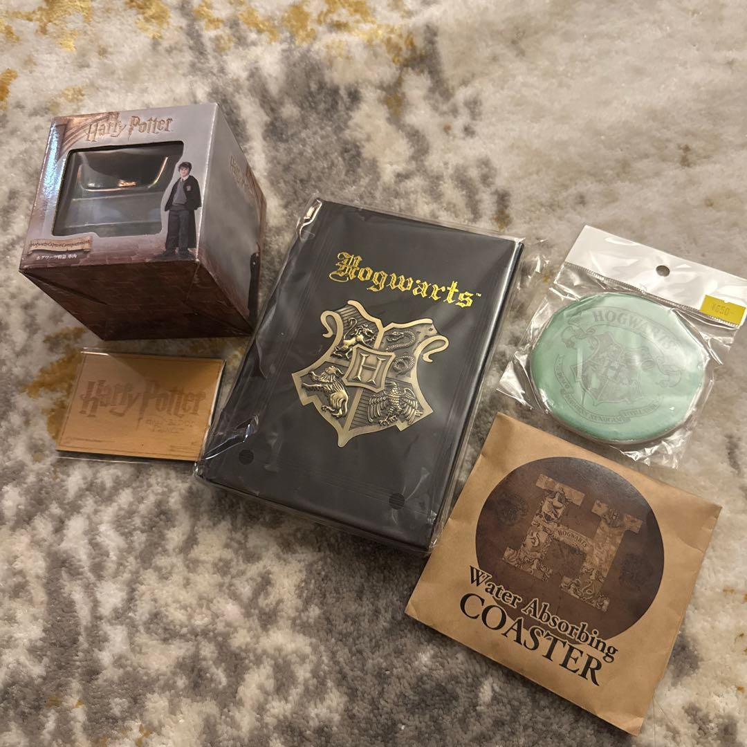 Harry Potter ホグワーツ ノートとコースターセット Harry Potter ホグワーツ ノートとコースターセット Harry Potter