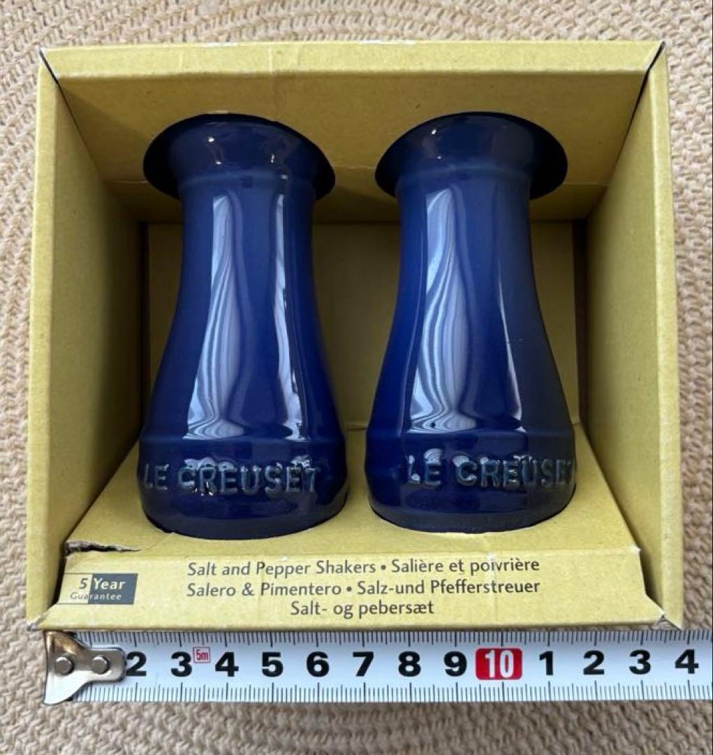 LE CREUSET Salt and Pepper Shakers 日本未発売 lc-rs12377_shakers-