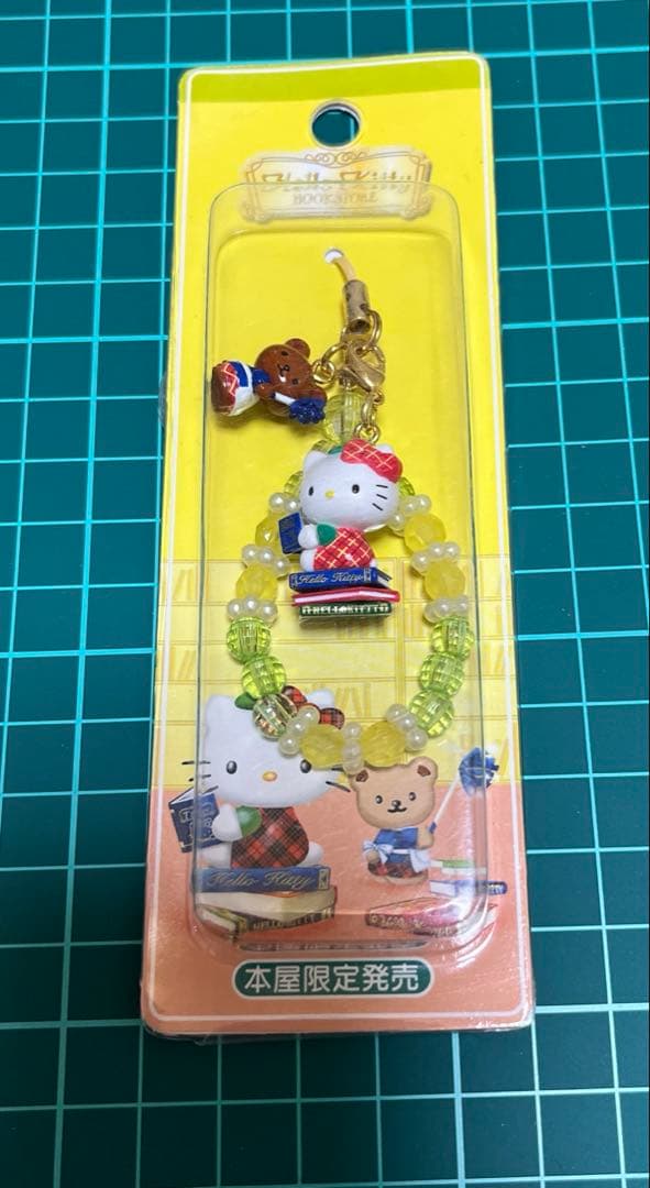 d*9様 ご当地キティ 本屋限定発売 ストラップ - メルカリ