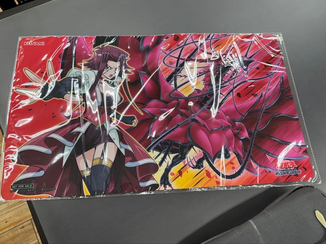 遊戯王 十六夜アキ 公式プレイマット TSUTAYA 遊戯王 十六夜アキ プレイマット TSUTAYA - メルカリ