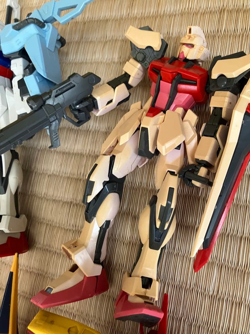 ガンプラ まとめ売り ジャンク品 ガンダム 31体 プラモデル - メルカリ