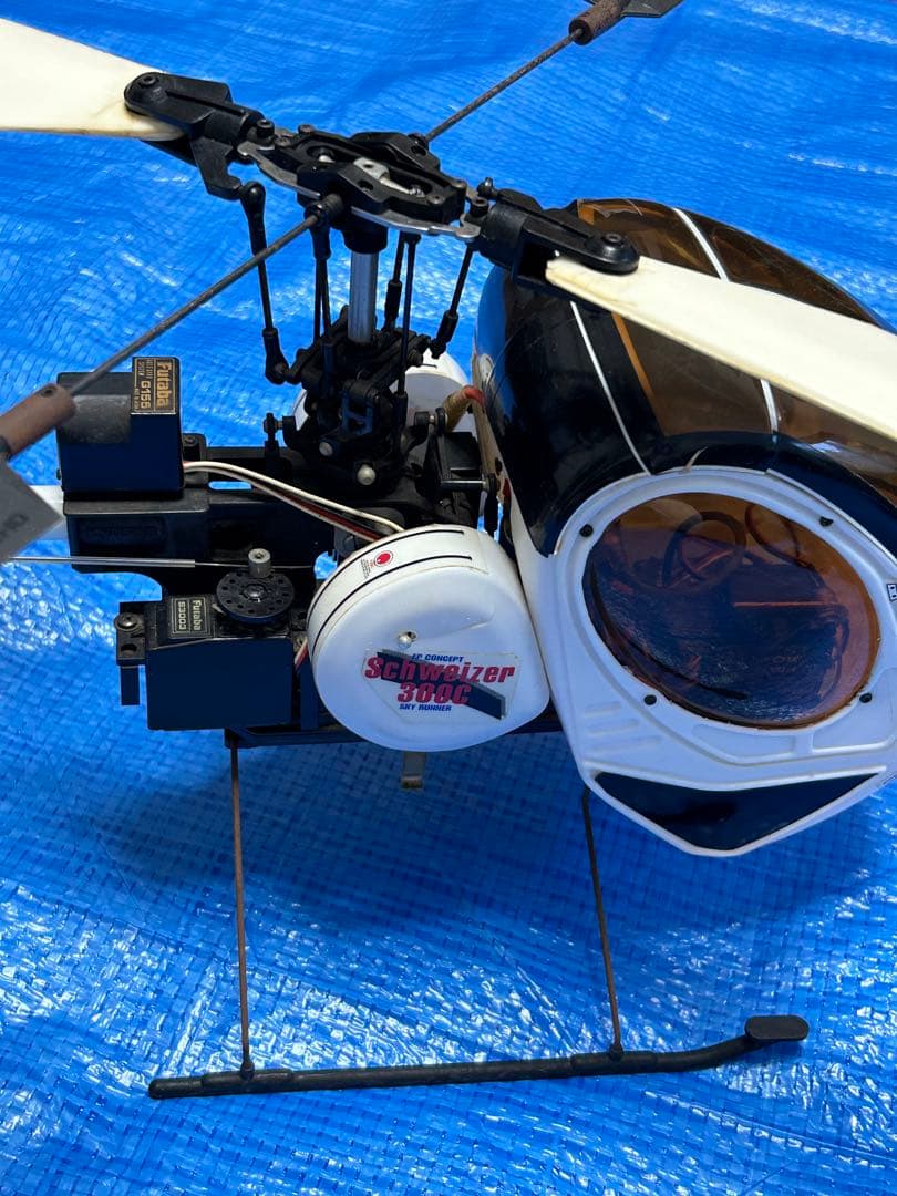 値下❤️KYOSHO R/Cヘリコプター シュワイザー300Cフルセット - メルカリ