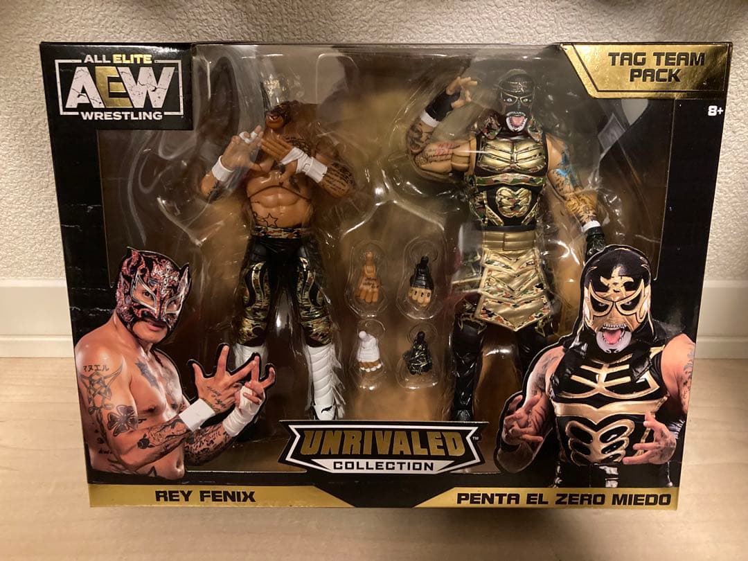 AEWフィギュア ペンタセロミエド レイフェニックス WWE Amazon限定
