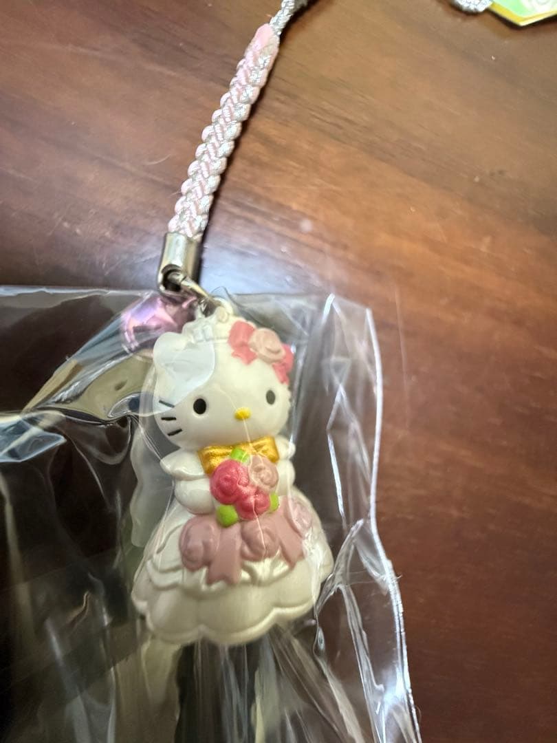 ハローキティご当地 信州限定 軽井沢ウェディングVer. 2セット - メルカリ