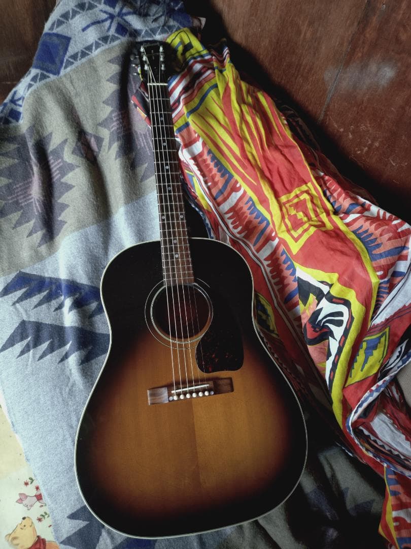 Gibson J-45 1995バディ ホリーモデル純正ハードケース付used - メルカリ