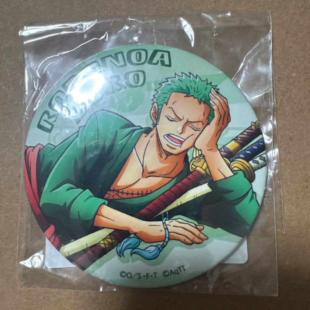 ゾロ 缶バッジ　お昼寝 Amazon.co.jp: 東京ワンピースタワー ロロノア・ゾロ お昼寝缶バッジ