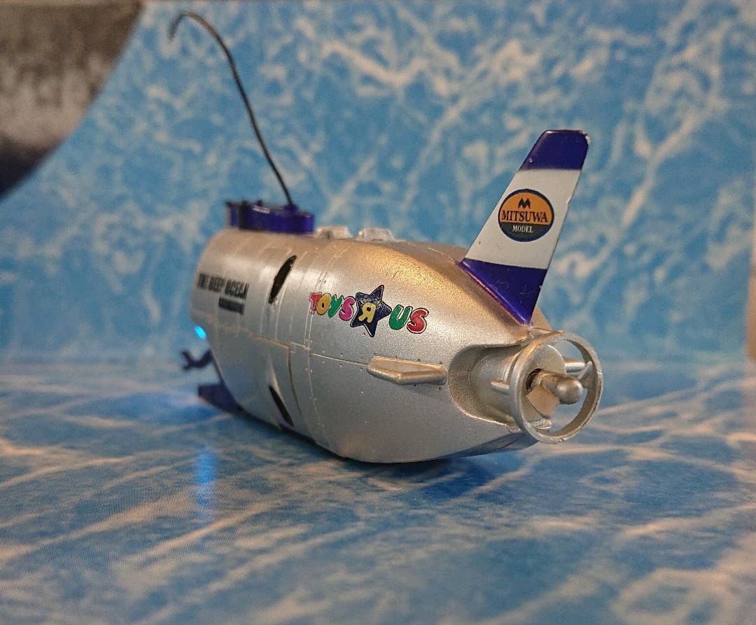 超小型 深海潜水艇 R/C * 超稀少モデル・高性能・美品 * - メルカリ
