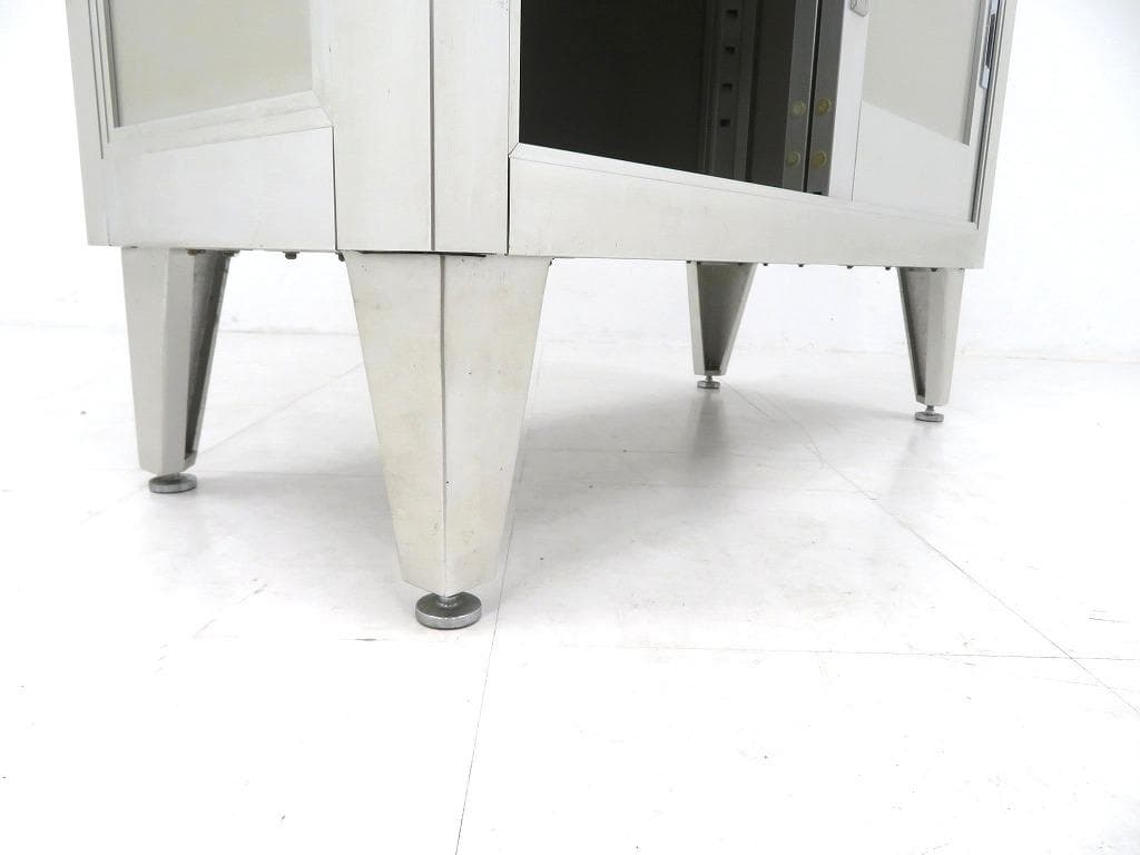 美品 ユヤマ アルミ ガラス ケビント ドクターキャビネット 飾り棚