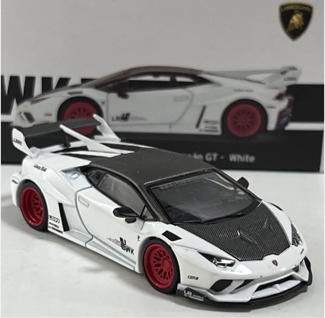 MINI GT ランボルギーニ ウラカン 1/64 LBWK トイザらス限定 - メルカリ