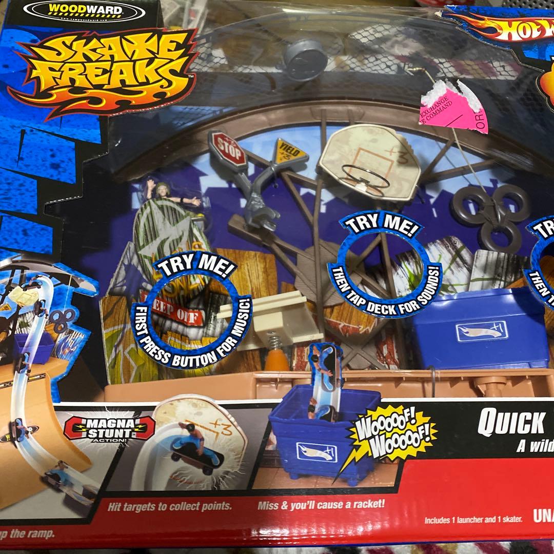 ホットウィール　スケートフリークス　クイックトリックスケートパーク ホットウィール スケート HOT WHEELS SKATE USAモデル FINGERBOARD