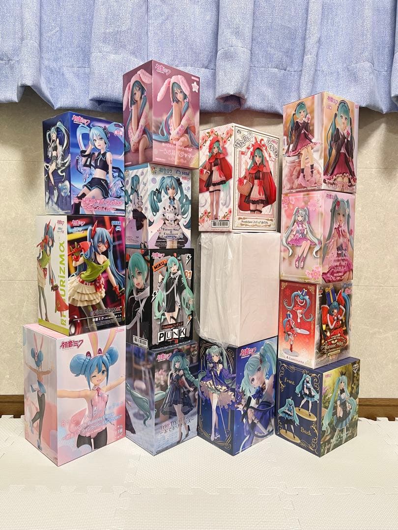 初音ミク シナモ おすまし Punk birthday タイクレ限定 赤ずきん①