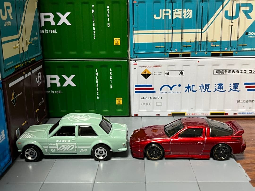 カラーサンプル ヤリス ホットウィール シビック 180SX ダットサン