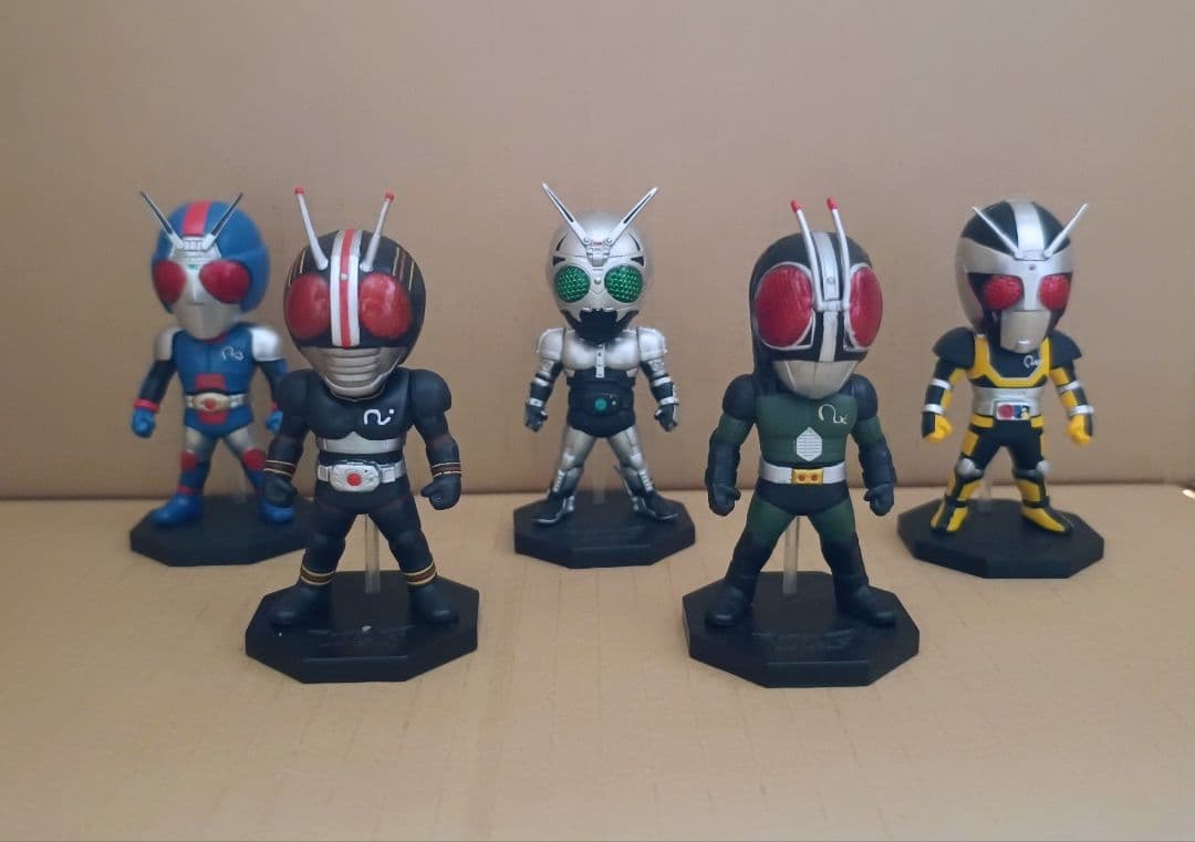 ワーコレ　仮面ライダーブラック系列５体セット　ワールドコレクタブル　フィギュア Amazon.co.jp: 仮面ライダー ワールドコレクタブルフィギュアvol.5