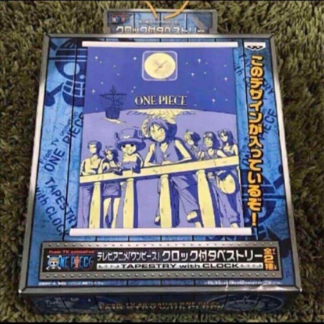 ワンピース】クロック付タペストリー - メルカリ