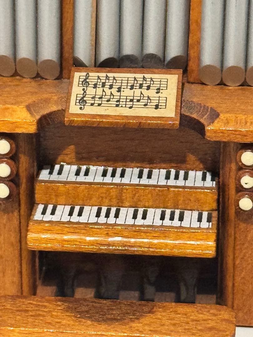 28) CATATE 147 (BACH) スイス製リュージュ オルゴール