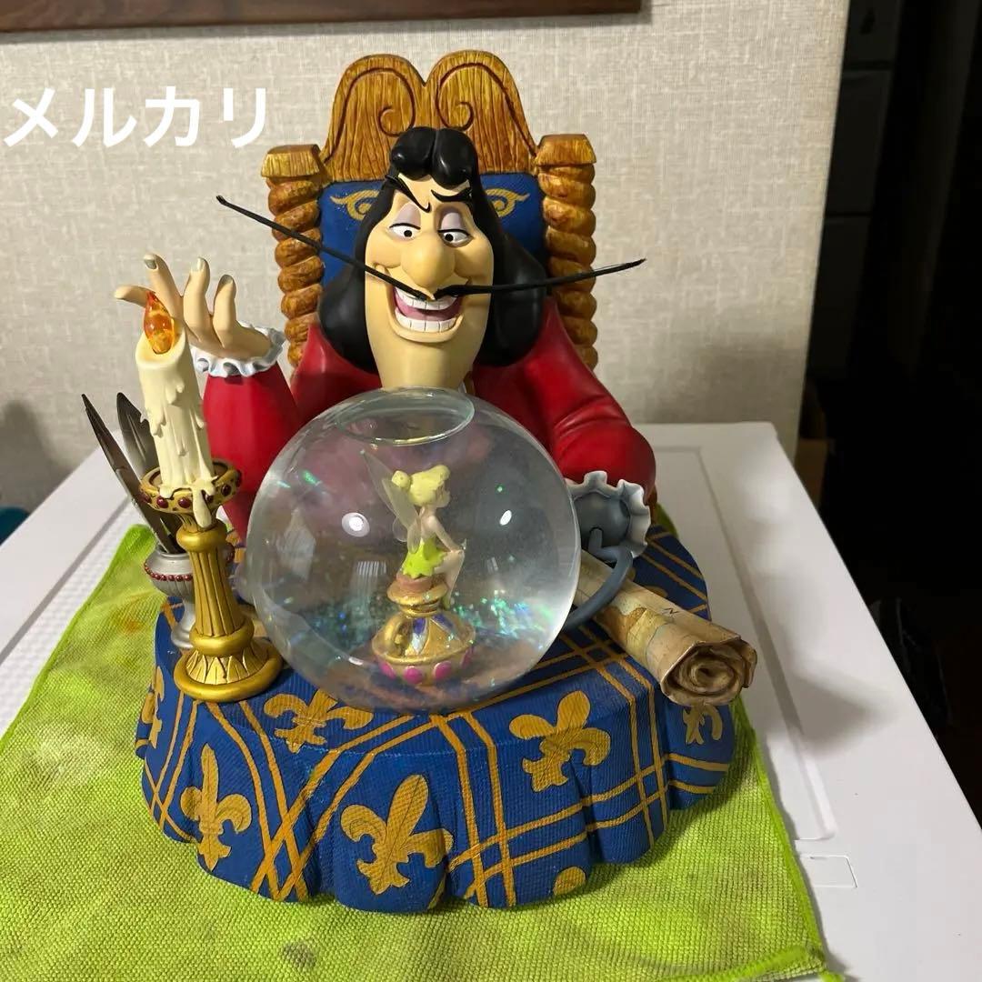 ディズニースノードーム ピーターパン(フック船長とティンカーベル