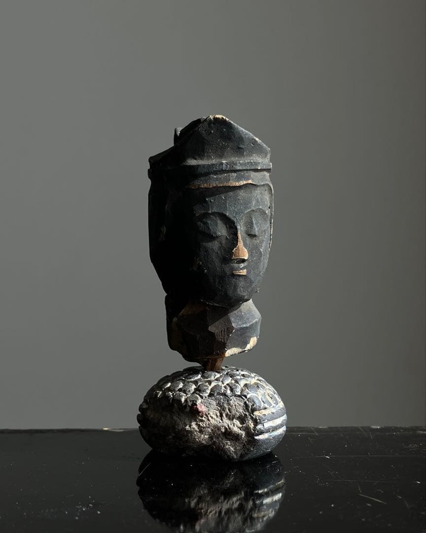 祈りの木彫仏頭 江戸期頃 約4㎝ 台座付き】残欠古美術骨董歴史資料仏像