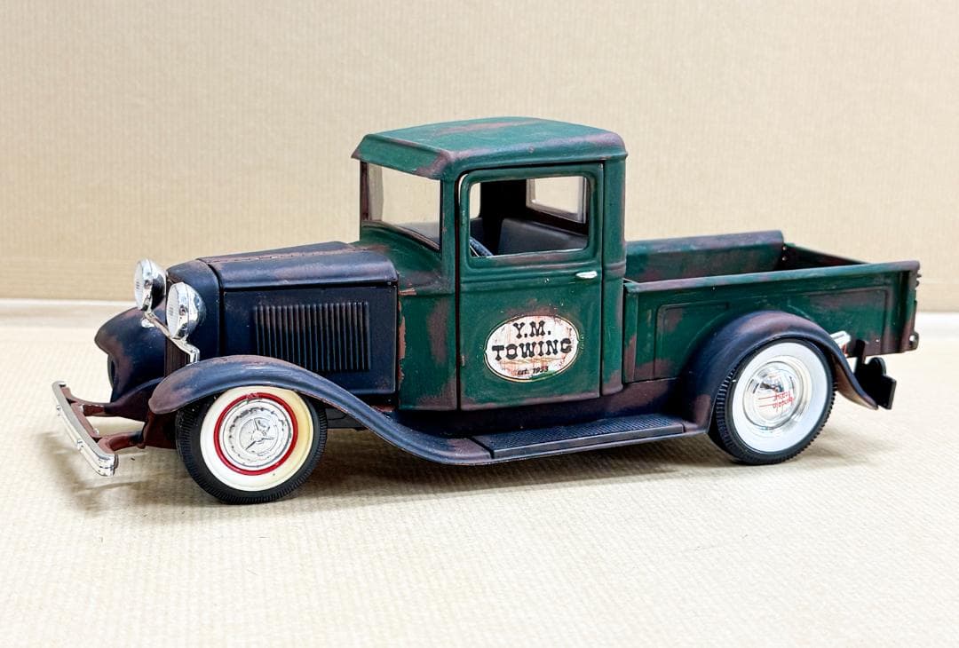 ★ 34 FORD PICKUP ★ 34 フォード トラック ★ 1/18 Road Legends- Classics Collection- 1934 Ford Pickup Tow Truck, 1