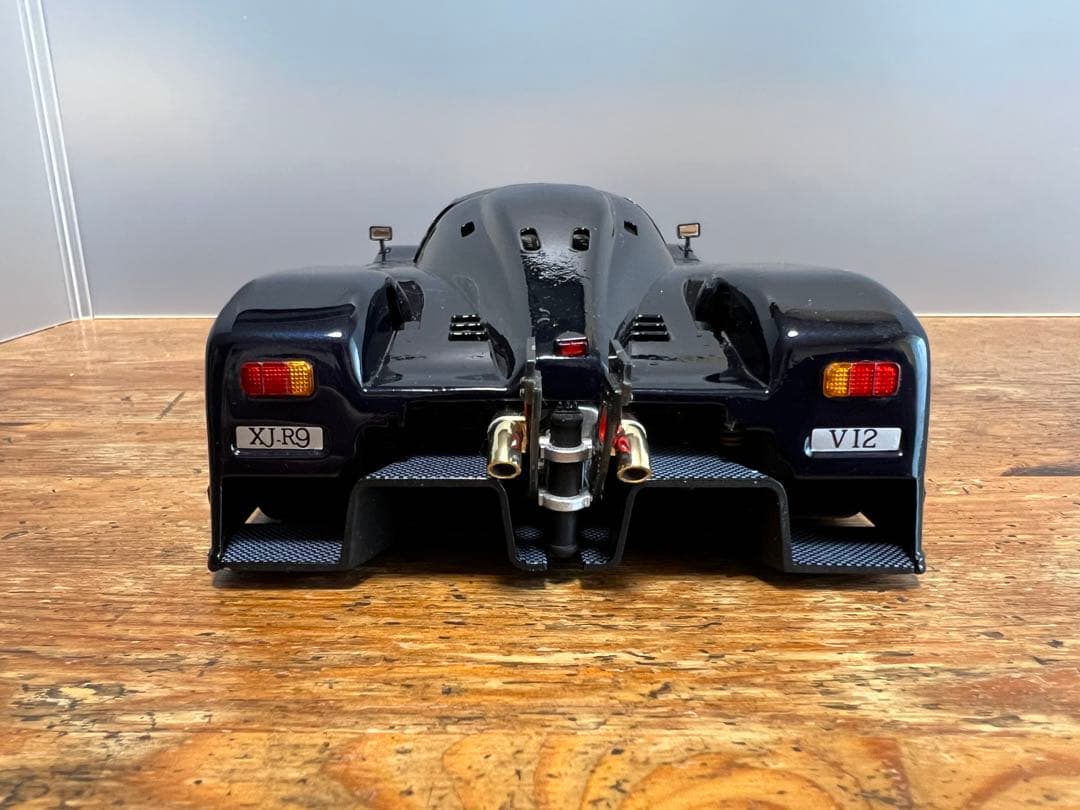 EXOTO 1/18 ジャガーXJR-9 ブルーメタリック - メルカリ