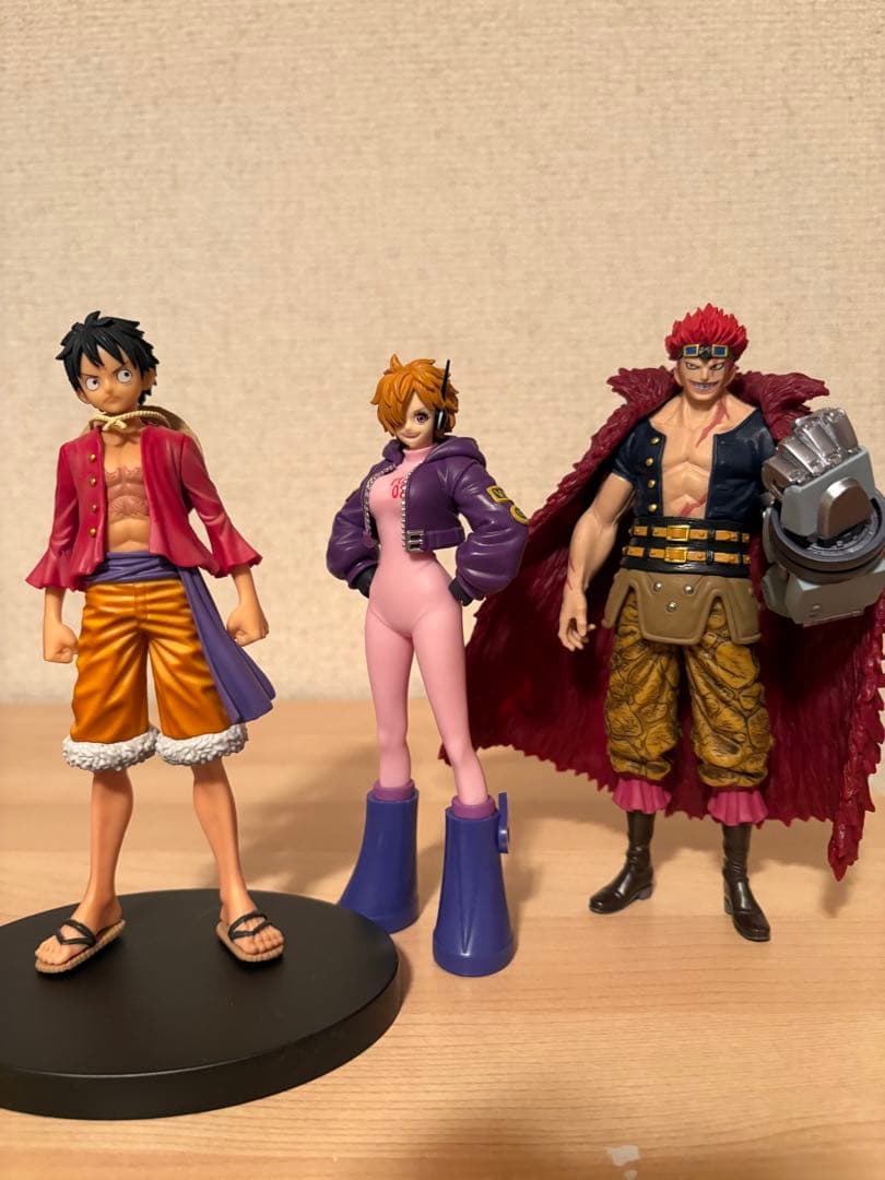ハンターハンター、ワンピースなどジャンプ系フィギュア32体セット