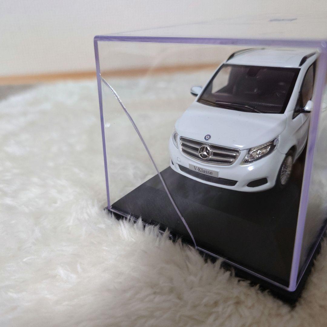 1/43 メルセデスベンツ Vクラス ディーラー品 ミニカー ホワイト