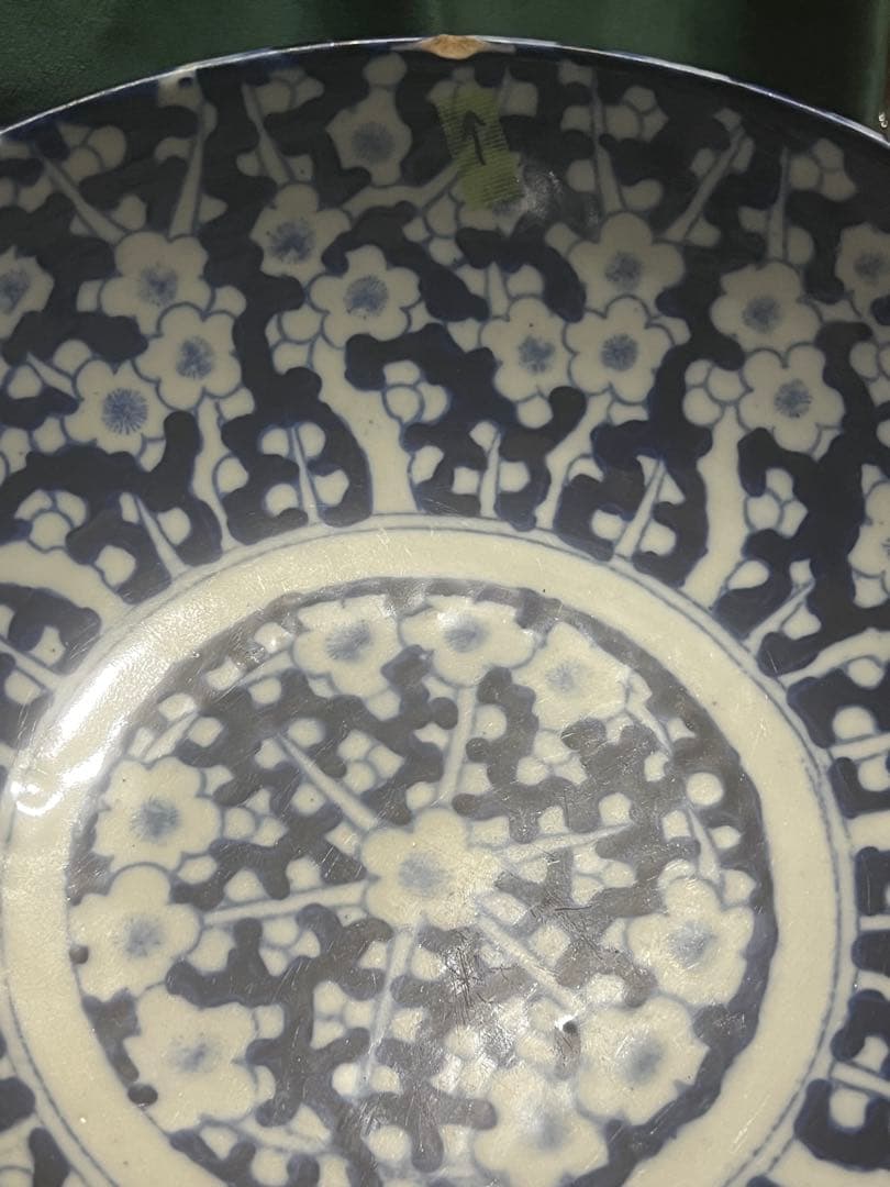 中国骨董品？古い染付 、古い青と白の花柄ボウル 旧家蔵出し （澄んだ