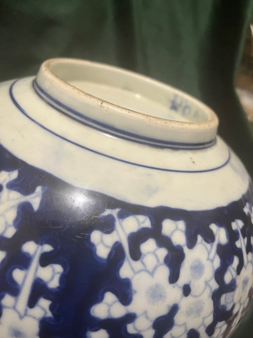 中国骨董品？古い染付 、古い青と白の花柄ボウル 旧家蔵出し （澄んだ