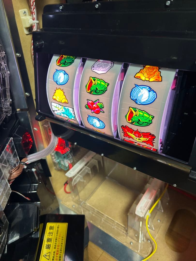 ガンダムユニコーン コイン不要機 実機 - メルカリ