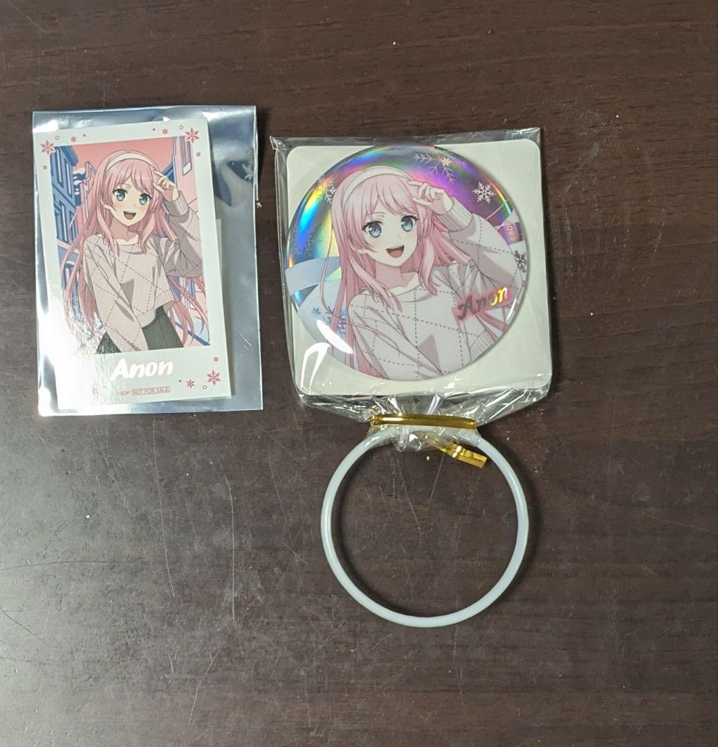 a 千早愛音 オーロラ缶バッジ GiGO限定 バンドリ