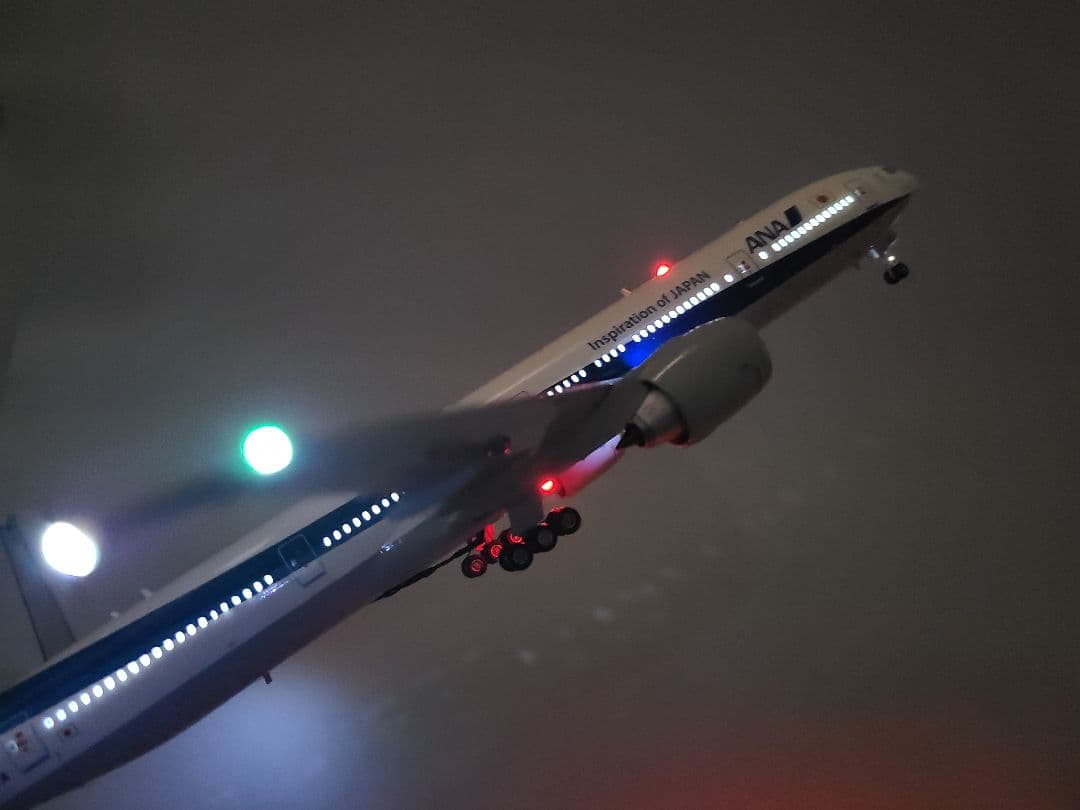 ANA BOEING 777-300ER LED仕様完成品 - メルカリ