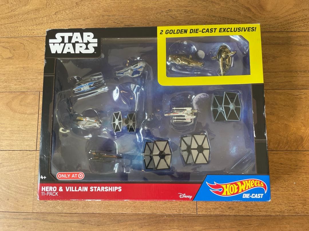 Hot Wheels Star Wars ダイキャスト11機入 target限定 Star Wars Hero Villain Target Exclusive: 11 pack with 2 Golden