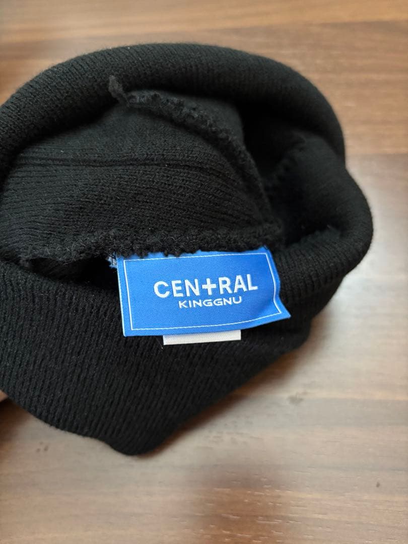 King Gnu】KG beanie 黒 - メルカリ