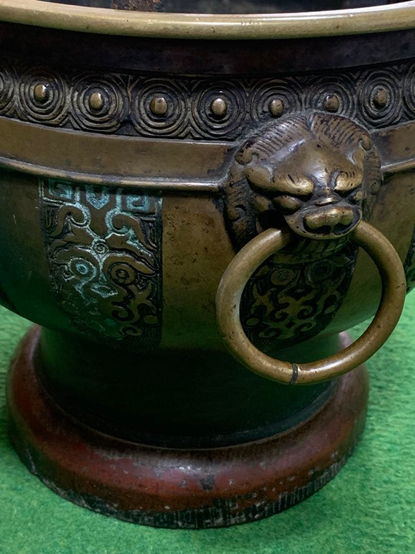 唐金 火鉢 手焙 獅子頭両耳 遊環 灰炉 - メルカリ