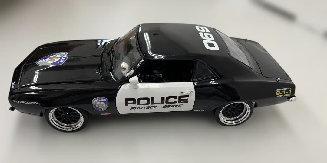 1969 Chevrolet Camaro ストリートファイター ポリスインター ACME 1/18 Scale 1969 CHEVROLET CAMARO”Streetfighter”POLICE