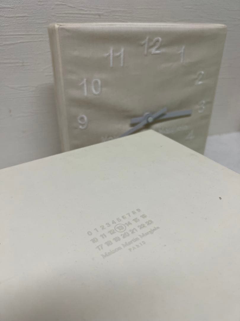 Maison Martin Margiela コレクションライン13刺繍入り時計 - メルカリ