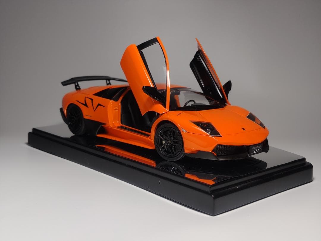 1/24 ランボルギーニ ムルシエラゴ SV 完成品 青島文化教材社 1/24 ザ・スーパーカー No.17 '10 ランボルギーニ