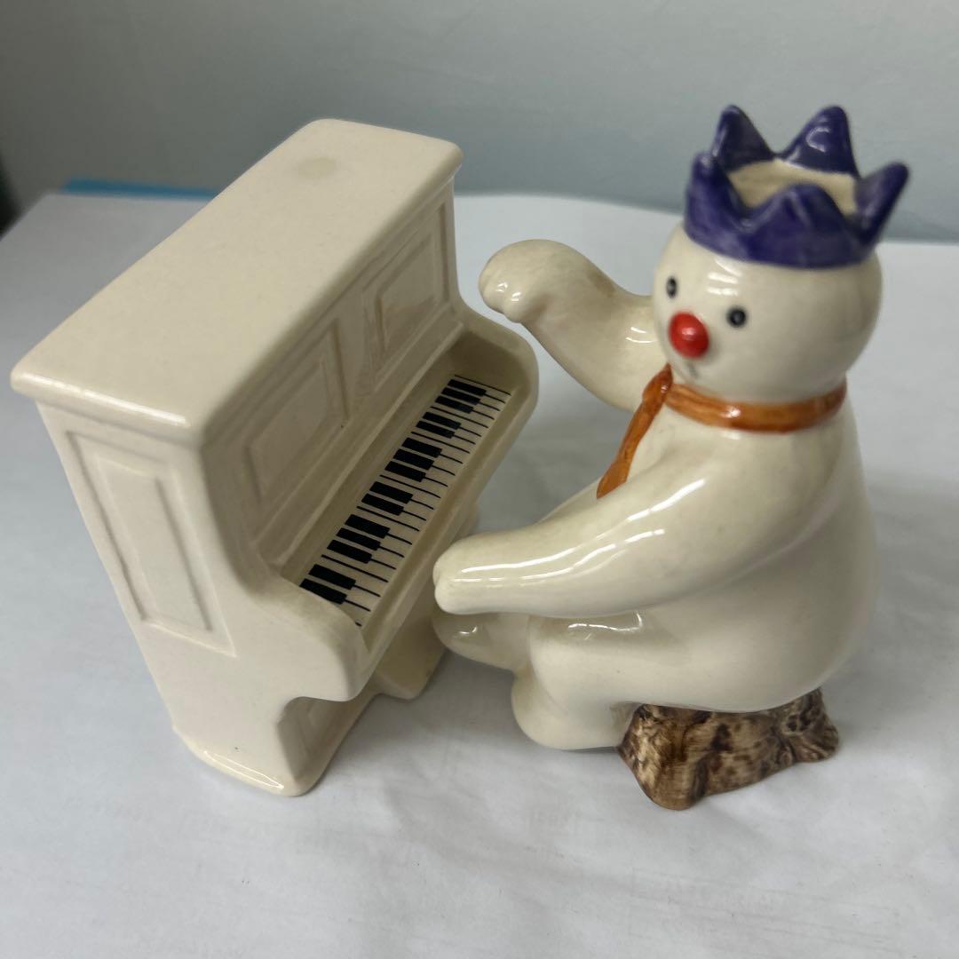 ロイヤル ドルトン 雪だるまとピアノ型置物のセット
