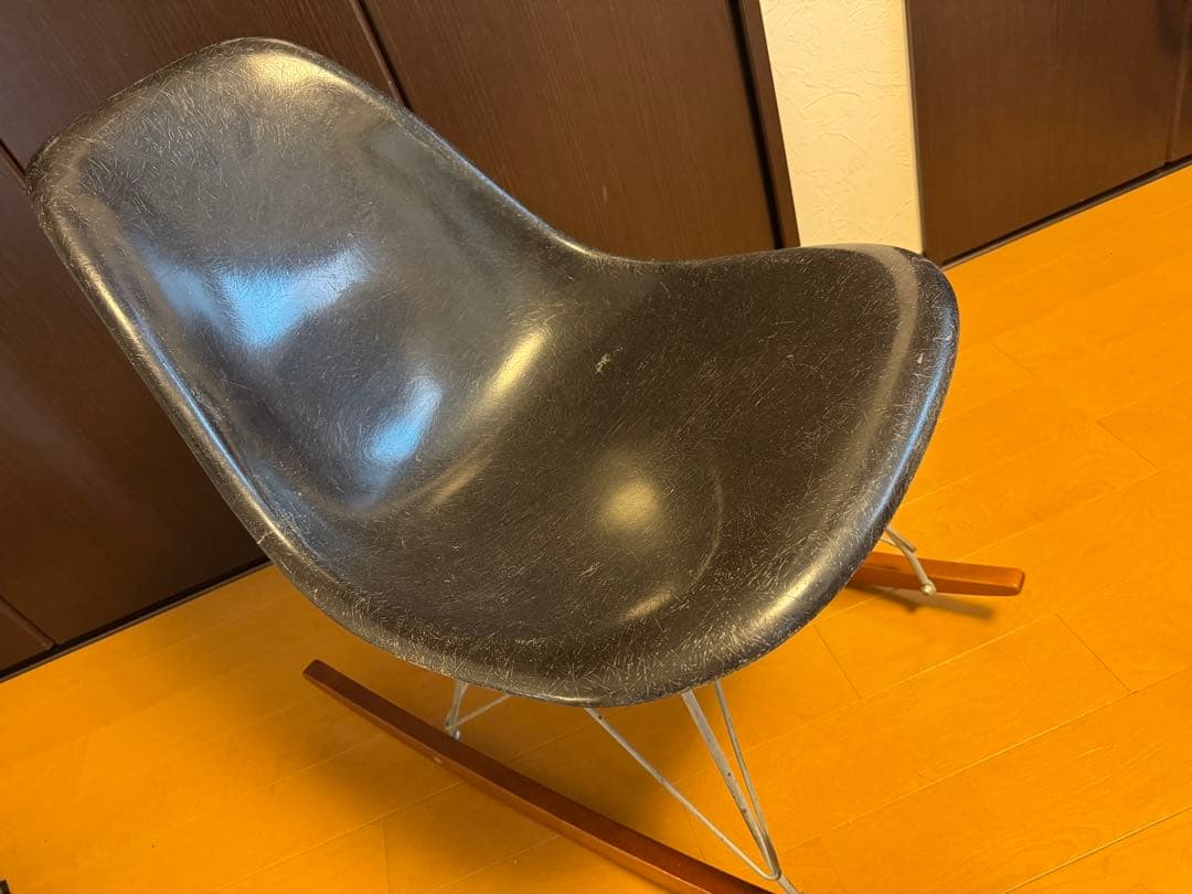 G*8様 Herman Miller イームズ シェルチェア 黒 FRP ヴィン Herman Miller Eames Molded Plastic Arm Shell Chair / ハーマン